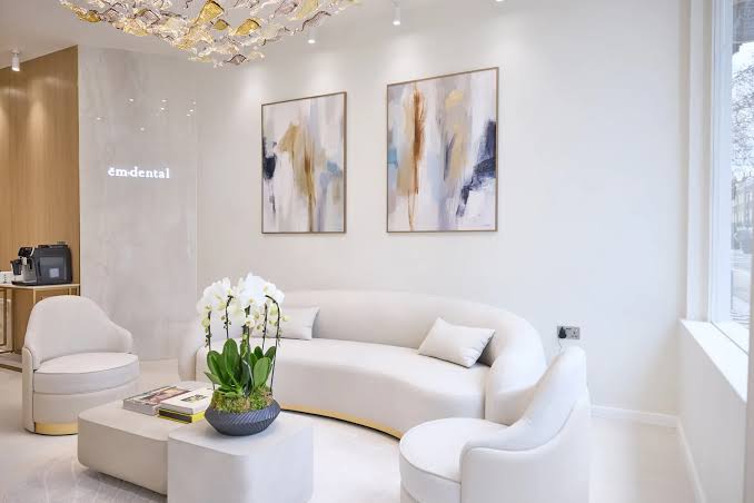 ēm Dental dental practice